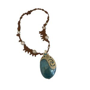 Disney Moana Necklace JewelryLight-Up Heart Of Te Fiti Pendant Brown Cord & Whit